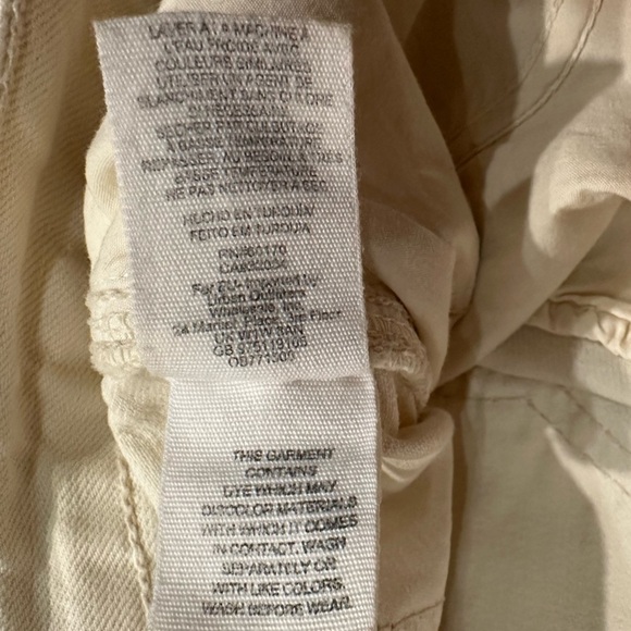 New NWOT We The Free People Mid Rise Jeans Ivory Sz 27 Raw Hem Edge Boho Button - Picture 4 of 10